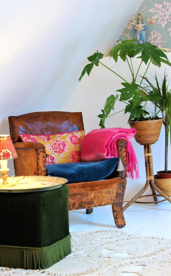 Bed and Breakfast Un Parfum De Violette Fourneville Екстер'єр фото