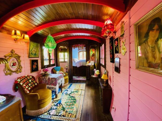 Bed and Breakfast Un Parfum De Violette Fourneville Екстер'єр фото