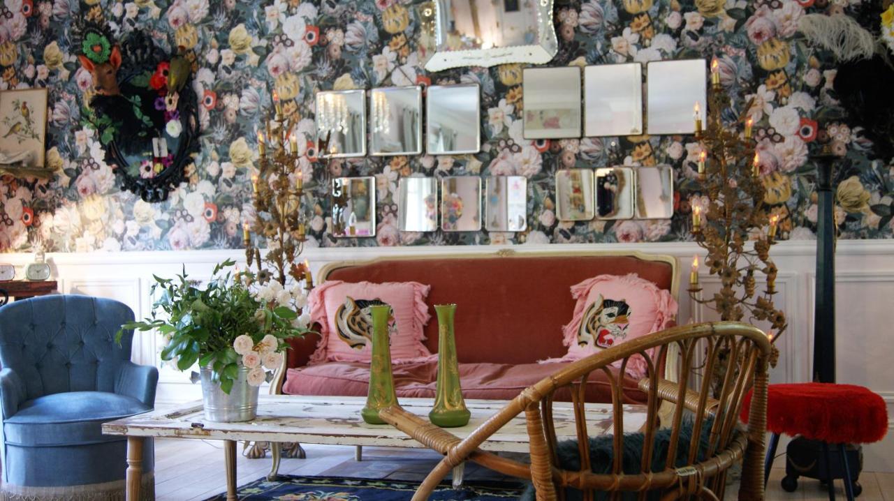 Bed and Breakfast Un Parfum De Violette Fourneville Екстер'єр фото