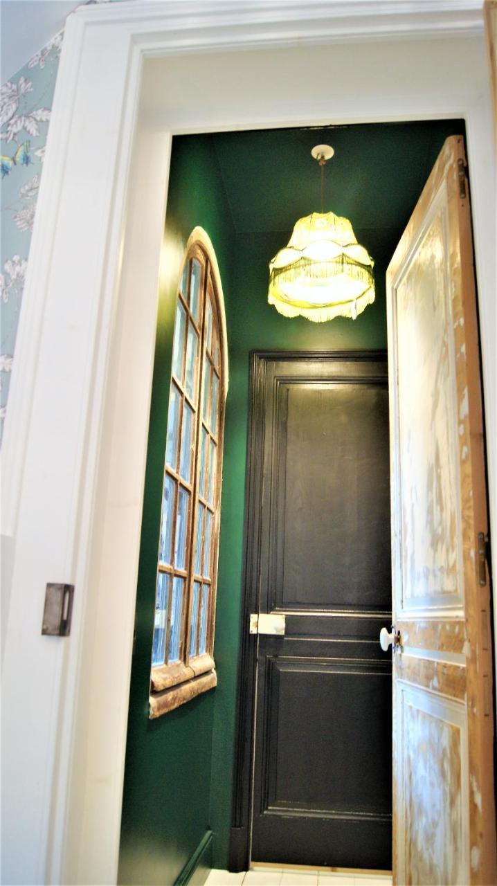 Bed and Breakfast Un Parfum De Violette Fourneville Екстер'єр фото